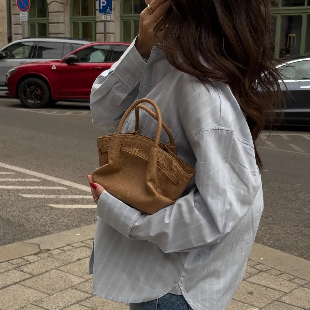 Lily | جودة عالية